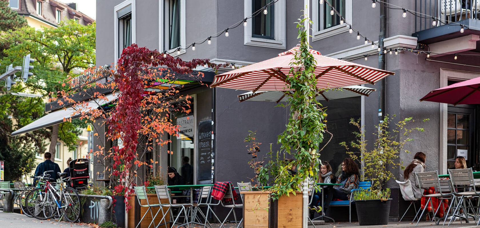 Am Schaffhauserplatz Zürich Cafe
